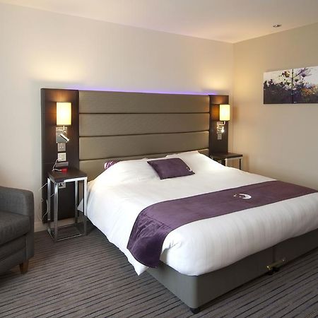Premier Inn Харлоу Екстериор снимка