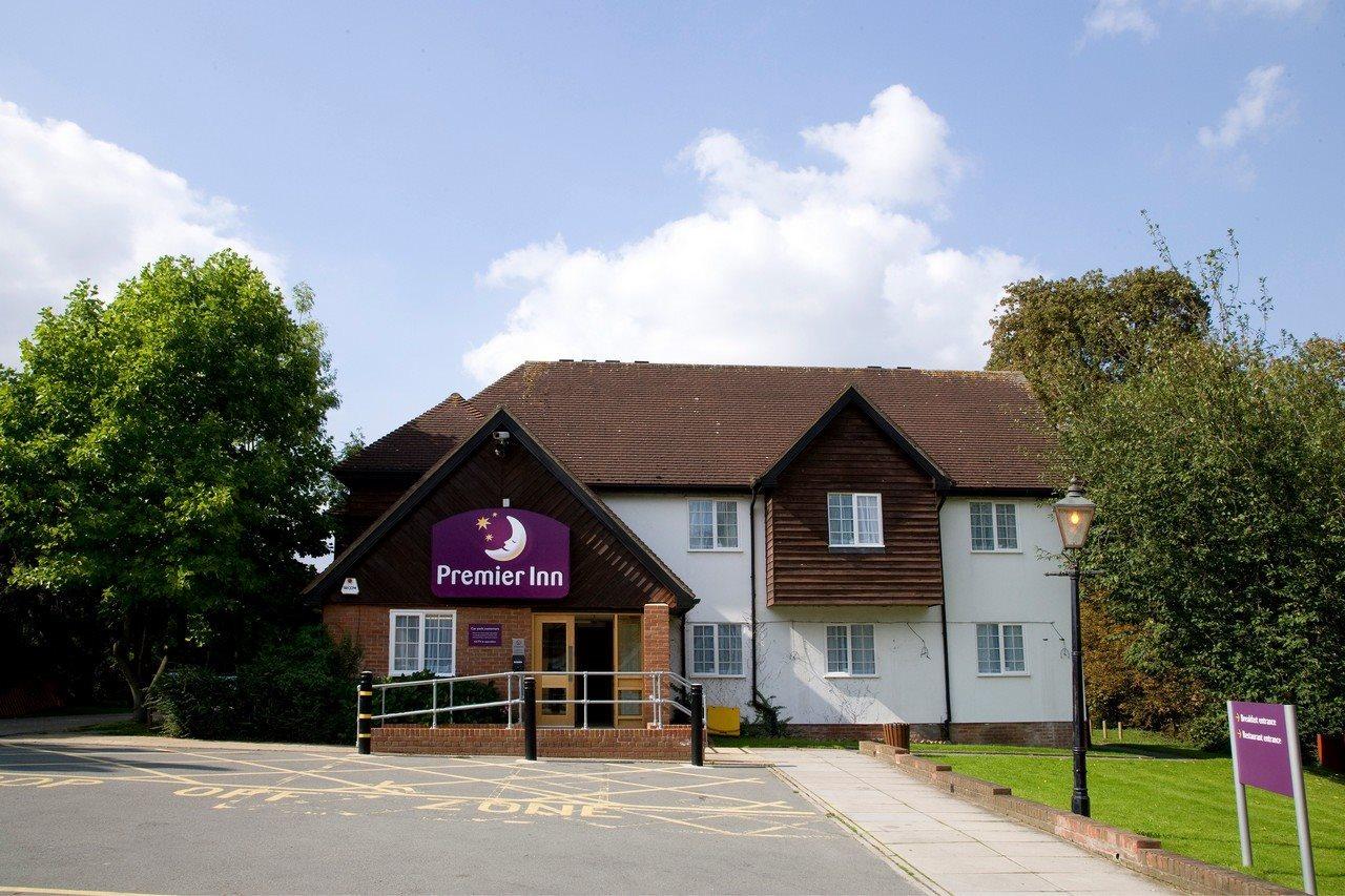 Premier Inn Харлоу Екстериор снимка