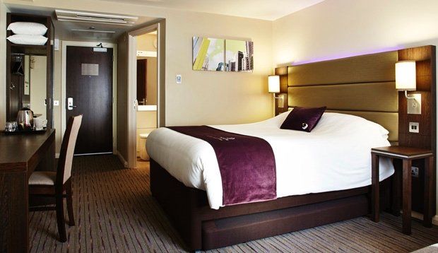 Premier Inn Харлоу Екстериор снимка
