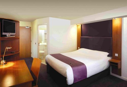 Premier Inn Харлоу Екстериор снимка